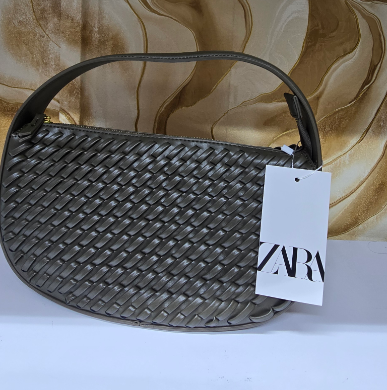 Zara Gloria