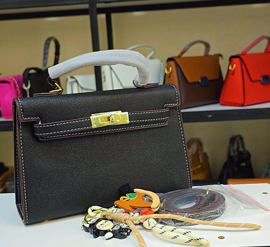 Kelly Bags Collection