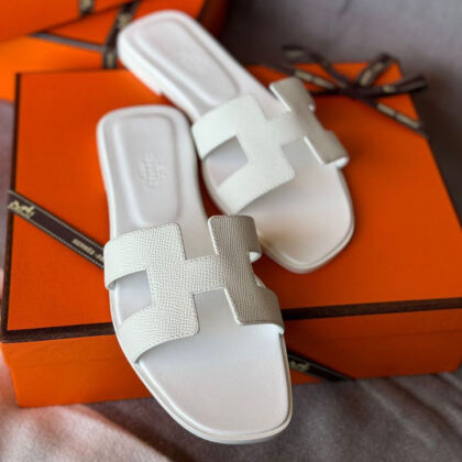 High Quality Sandals